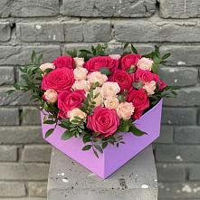 Цветочная композиция из Розы в коробке в Семилуках