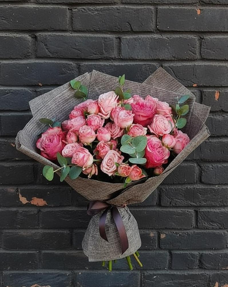 Букет цветов из: Розы в Семилуках