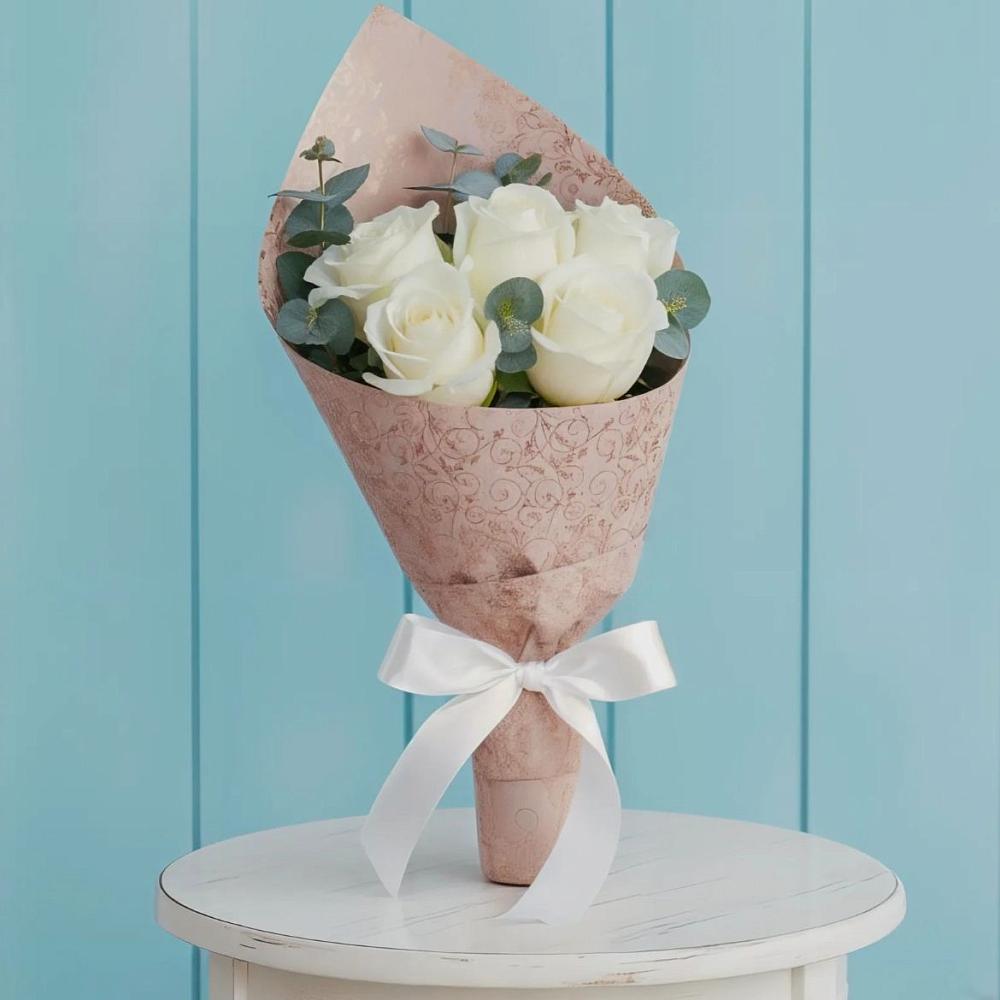 Букет цветов из: Розы в Семилуках