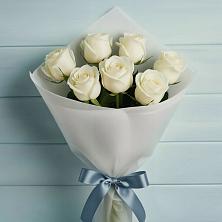 Букет 7 Белых роз Эдлесс Лав в Семилуках