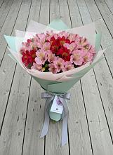 Букет цветов из:  Альстромерии в Семилуках