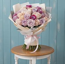 Букет цветов из:  Розы в Семилуках