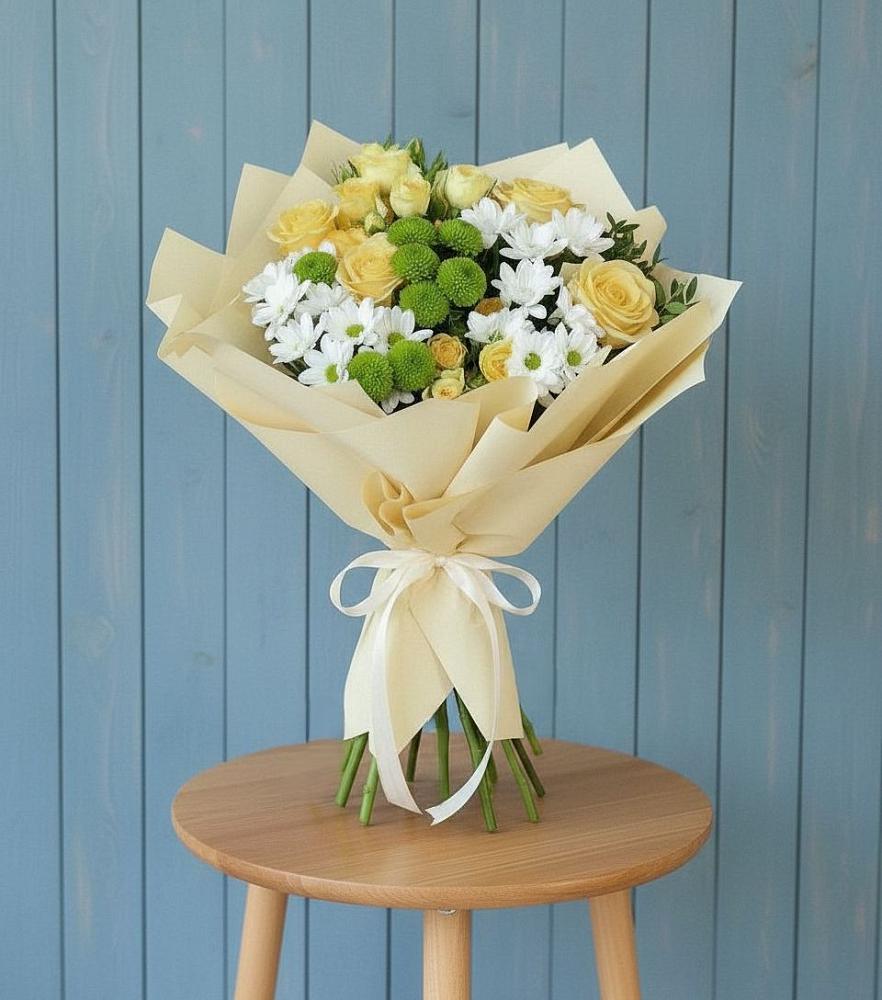 Букет цветов из: Хризантемы и Розы в Семилуках