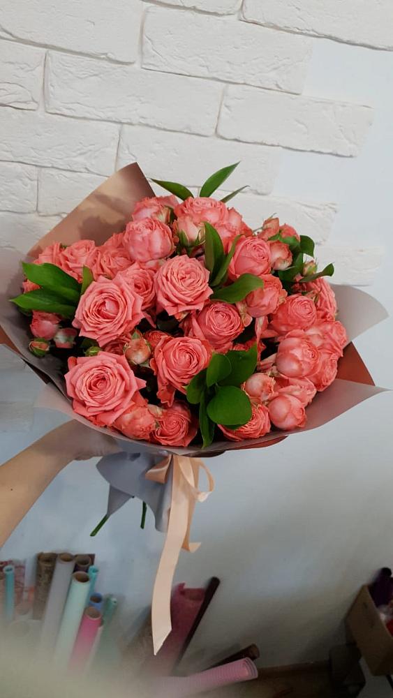 Букет цветов из: Розы в Семилуках