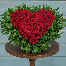 Цветочная композиция из Розы в виде сердца #REPLACE_PRED# Семилуках