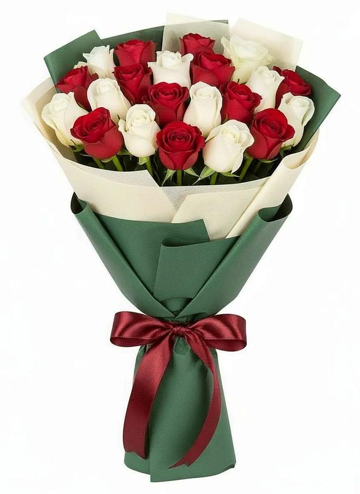 Букет Микс из красных и белых роз в Семилуках