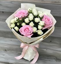 Букет цветов из:  Розы в Семилуках