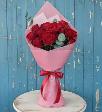 Букет цветов из:  Розы в Семилуках