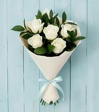 Букет цветов из:  Розы в Семилуках