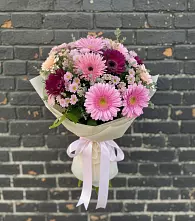Букет цветов из:  Герберы и Хризантемы в Семилуках