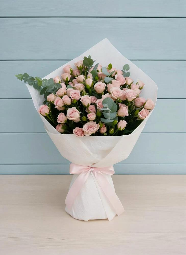 Букет цветов из: Розы в Семилуках