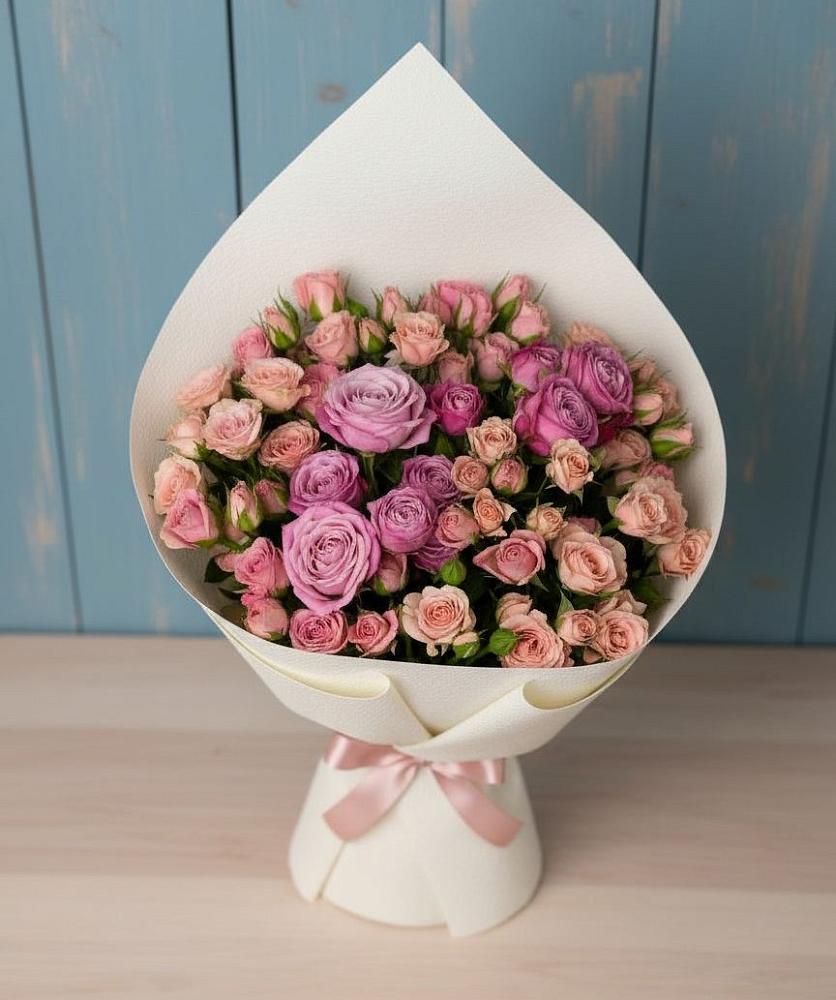 Букет цветов из: Розы в Семилуках